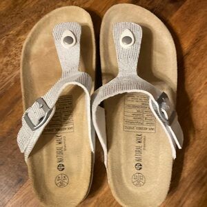 Natural Walk thong sandals, silver tone